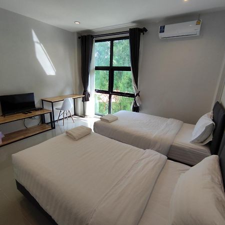 Life Hotel Rong Khun Ban Mai  Exterior photo